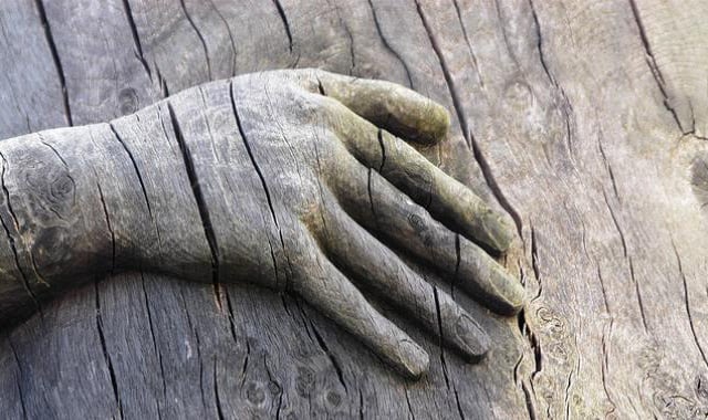 buena suerte tocar madera