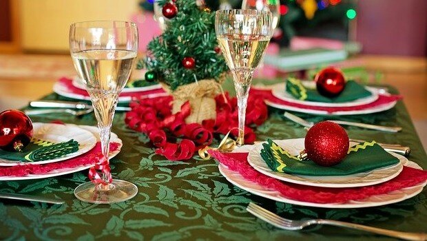 Consejos para una cena de Navidad segura y responsable en Familia