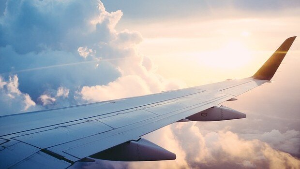 Miedo a volar: causas más comunes y consejos eficaces para superarlo