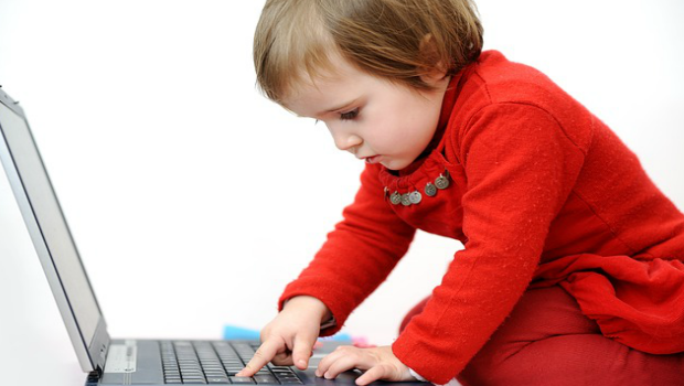 5 pautas útiles para la vigilancia digital de padres a hijos