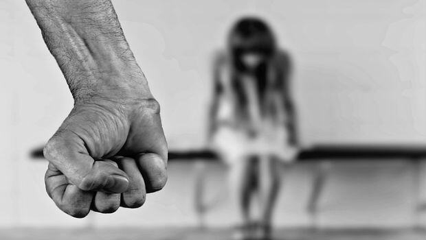 Cómo detectar y actuar ante la violencia en relaciones adolescentes
